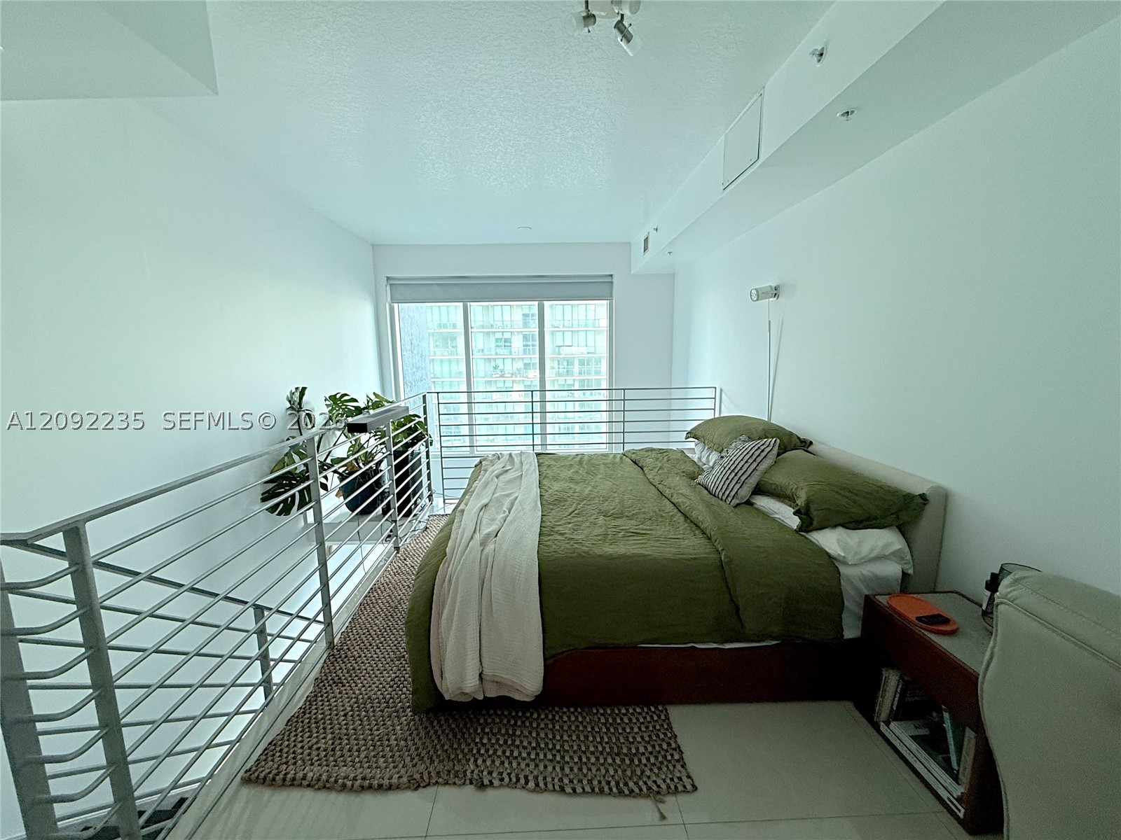 60 SW 13th St #4608, Miami FL 33130