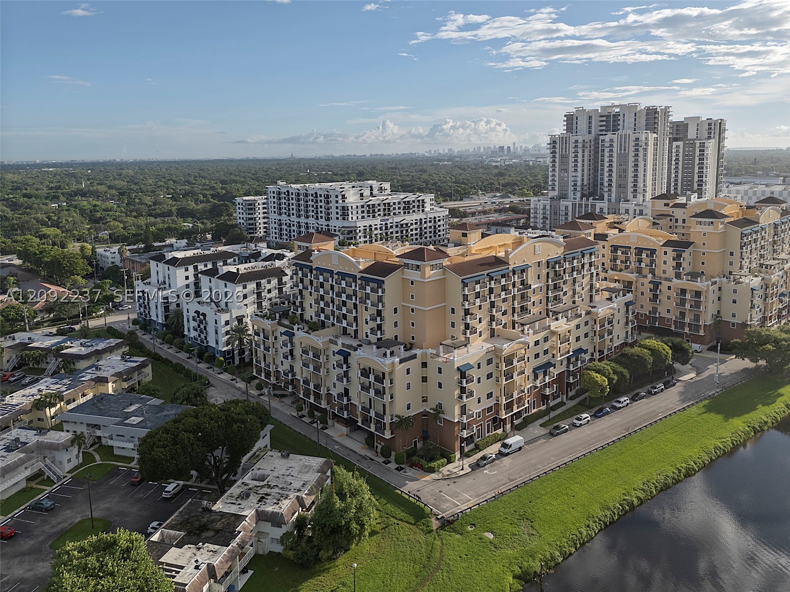 8395 SW 73rd Ave #522, Miami FL 33143