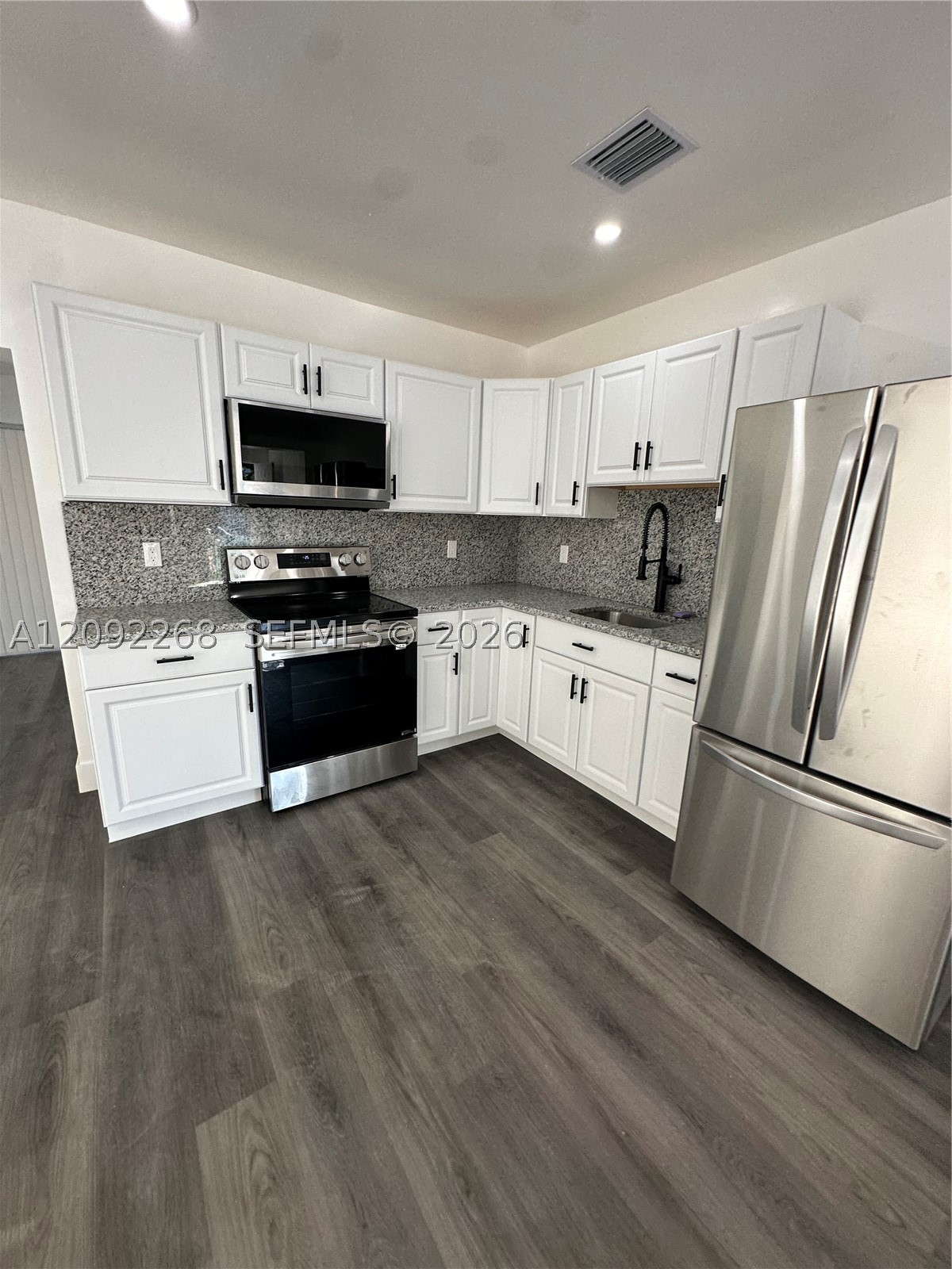 821 NW 20th Ave #821, Miami FL 33125