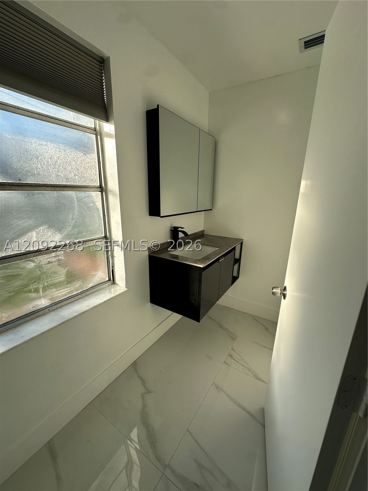 821 NW 20th Ave #821, Miami FL 33125