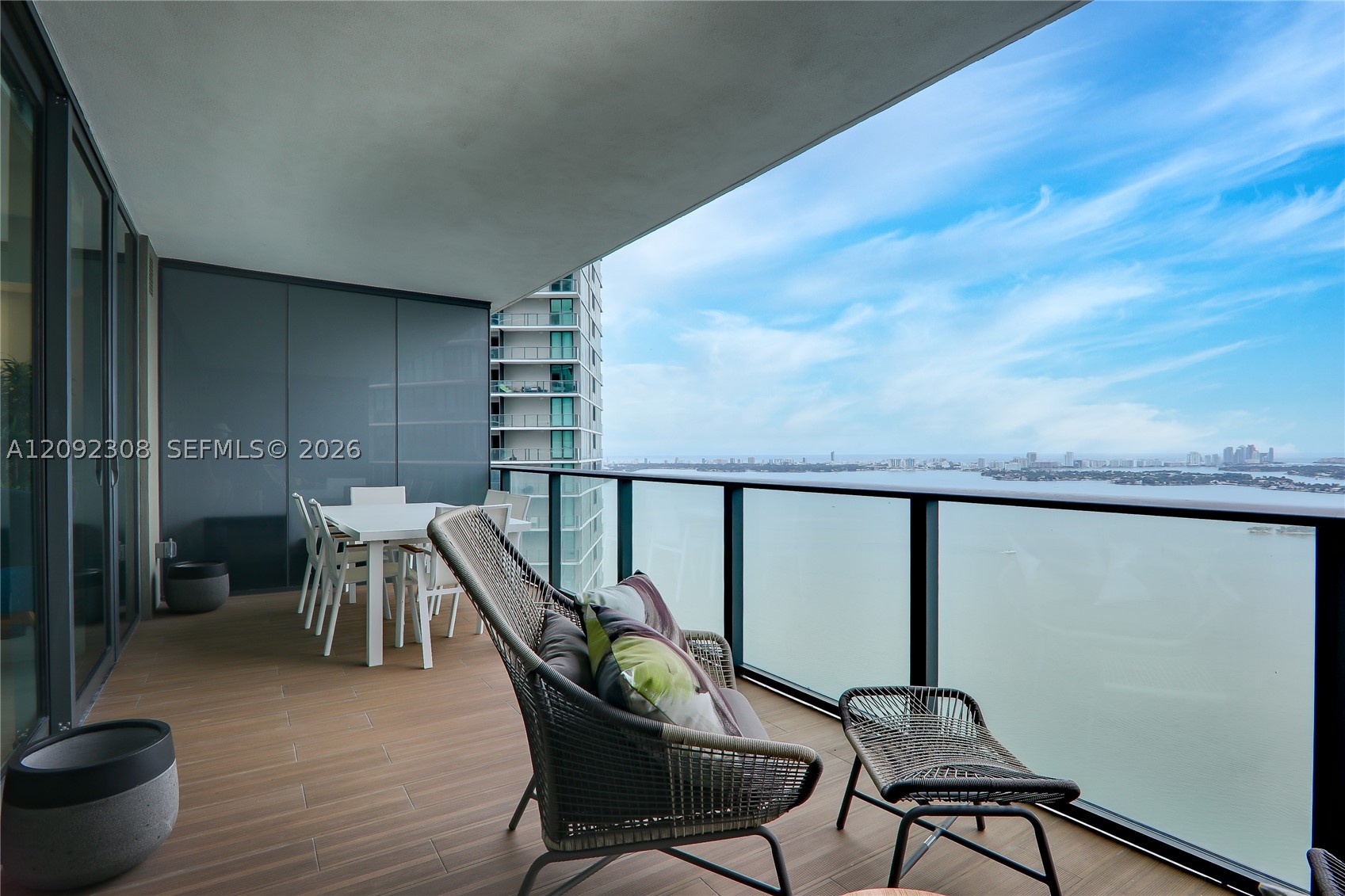 650 NE 32nd St #4105, Miami FL 33137