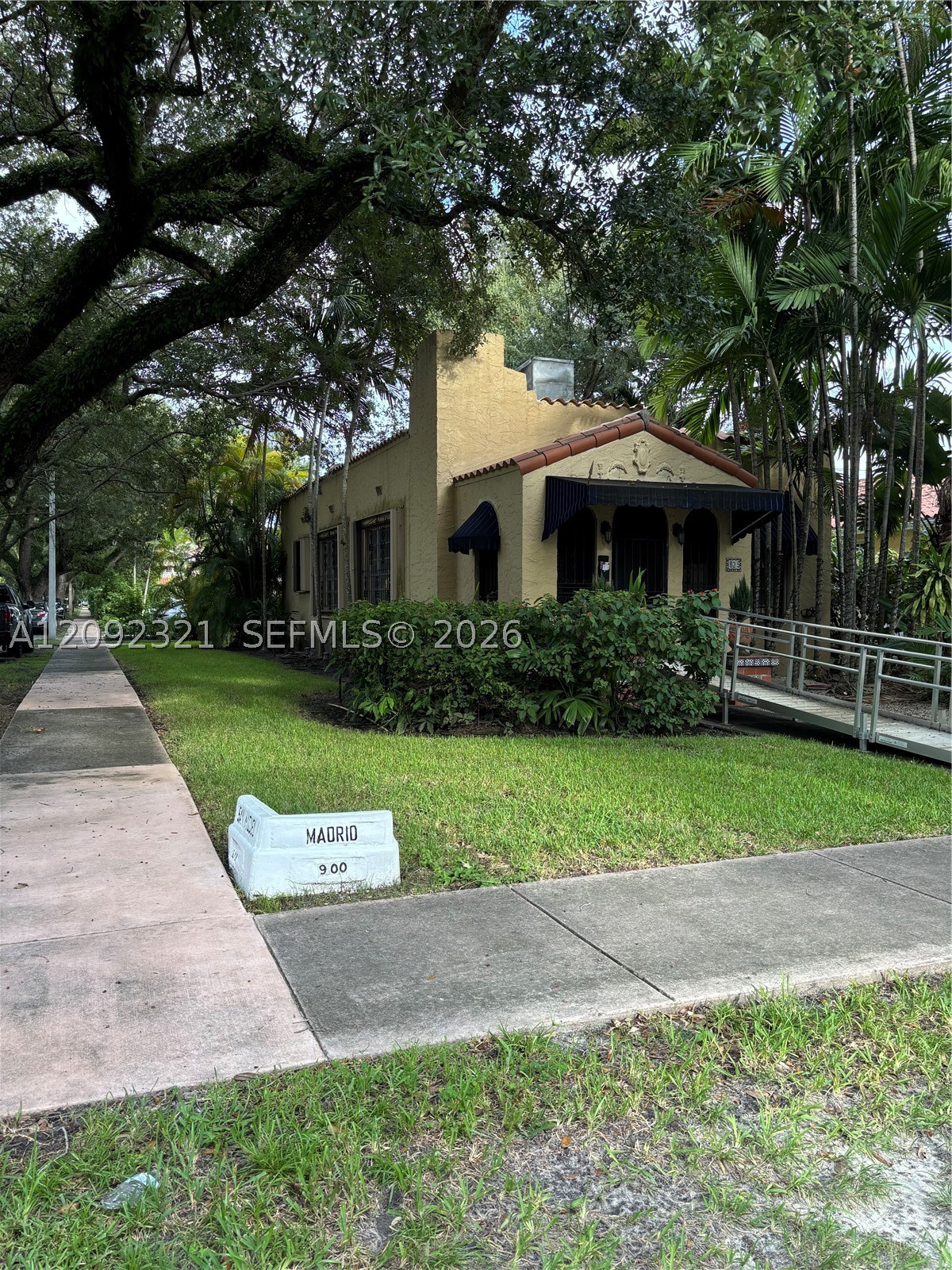 825 Madrid St, Coral Gables FL 33134
