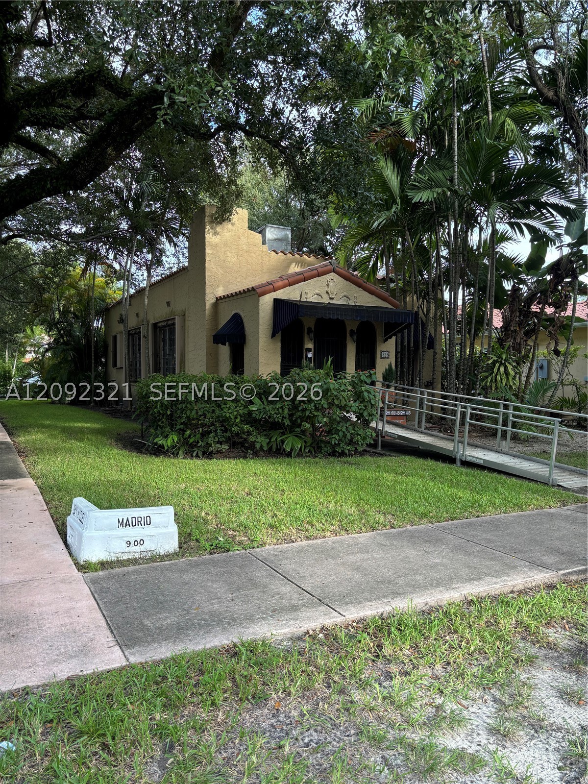 825 Madrid St, Coral Gables FL 33134