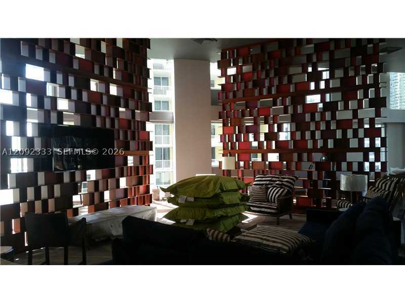 1300 Brickell Bay Dr #2413, Miami FL 33131