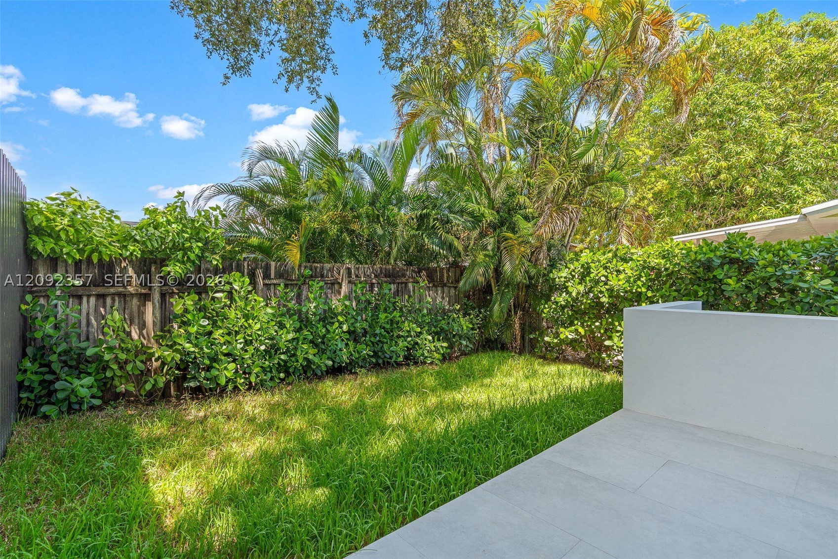 3453 NW 4th St, Miami FL 33125