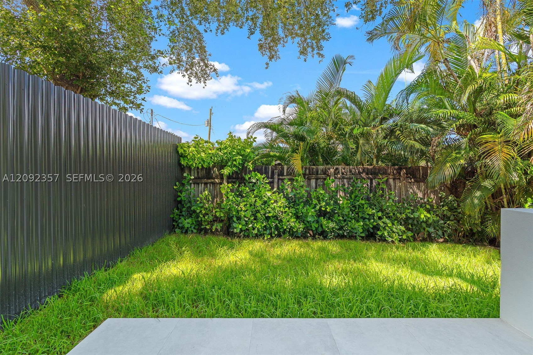 3453 NW 4th St, Miami FL 33125