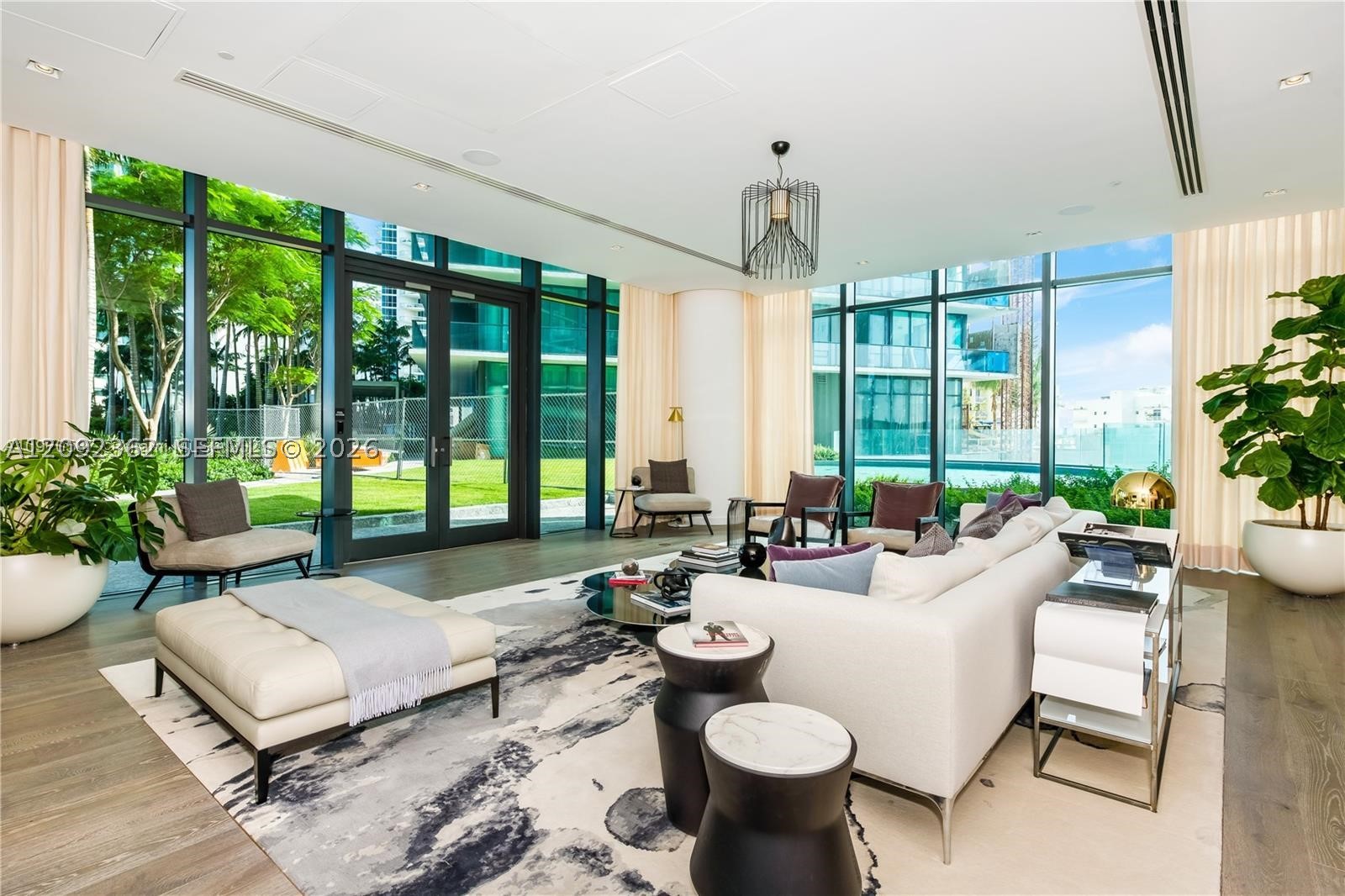 650 NE 32nd St #4105, Miami FL 33137