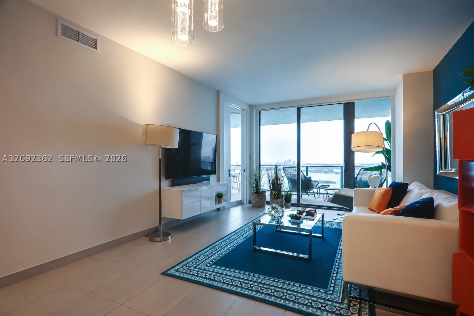 650 NE 32nd St #4105, Miami FL 33137