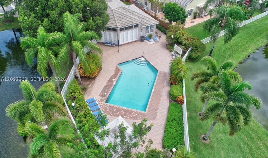 8291 Hampton Wood Dr #8291, Boca Raton FL 33433