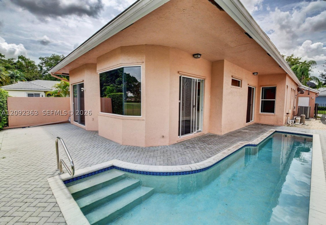 8291 Hampton Wood Dr #8291, Boca Raton FL 33433