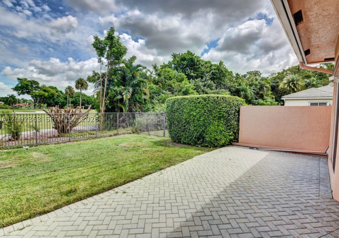 8291 Hampton Wood Dr #8291, Boca Raton FL 33433