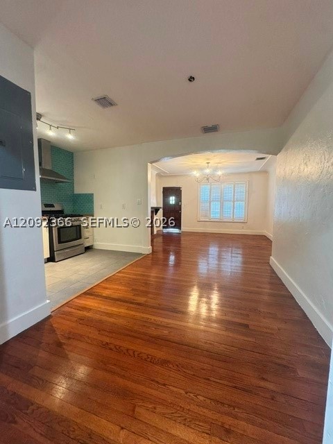 1628 NW 8th St #1628, Miami FL 33125