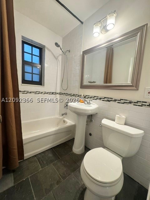 1628 NW 8th St #1628, Miami FL 33125
