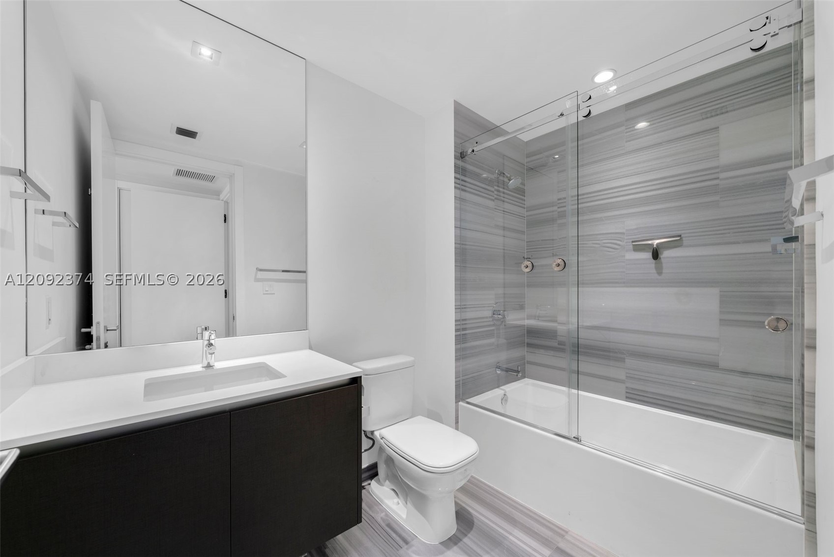 1451 Brickell Ave #2803, Miami FL 33131