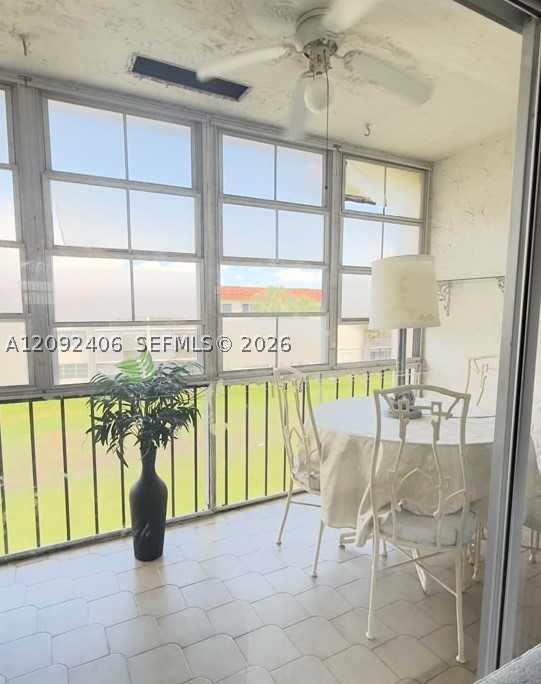 400 S Hollybrook Dr #305, Pembroke Pines FL 33025