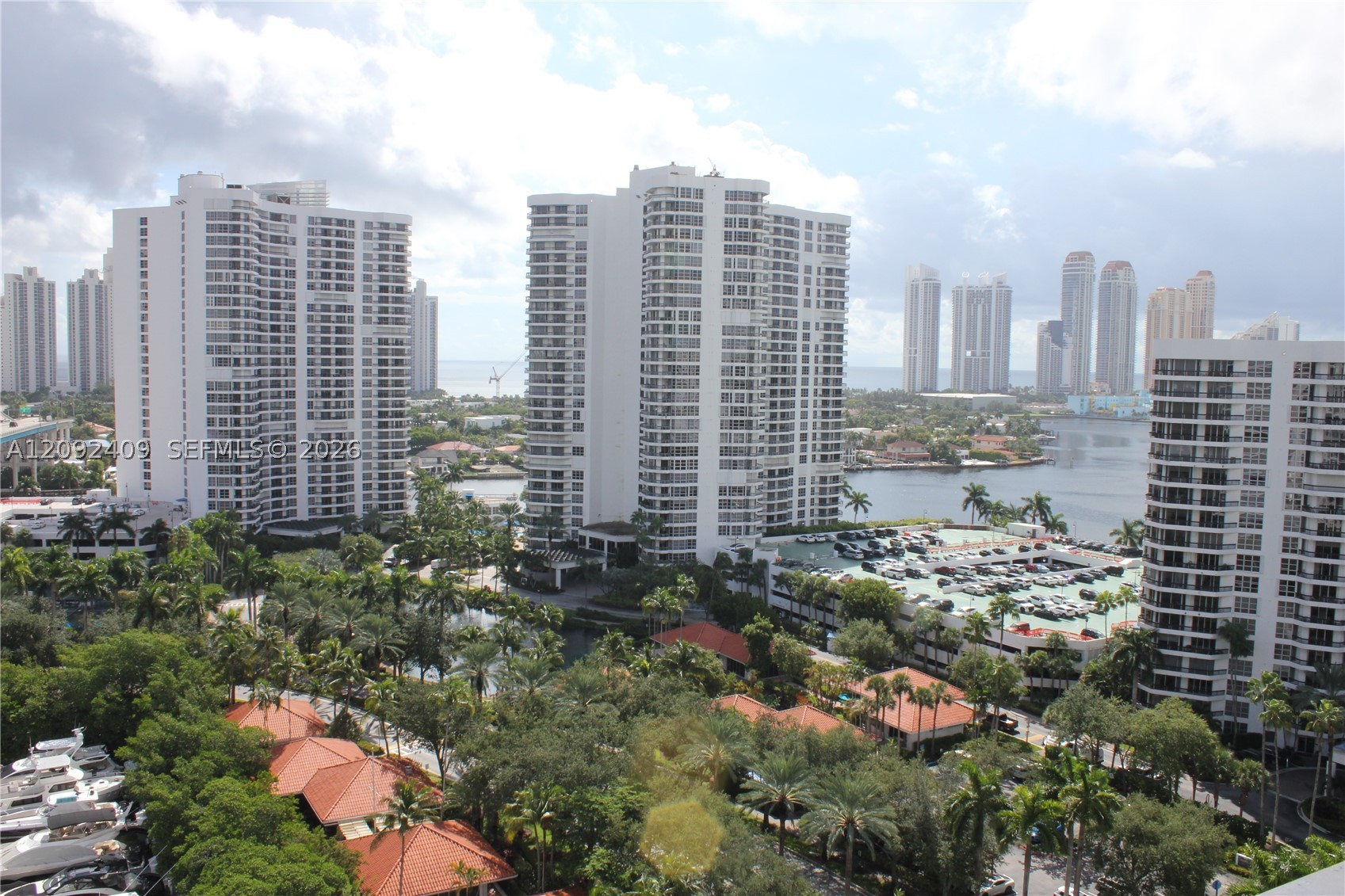 3500 Mystic Pointe Dr #1907, Aventura FL 33180