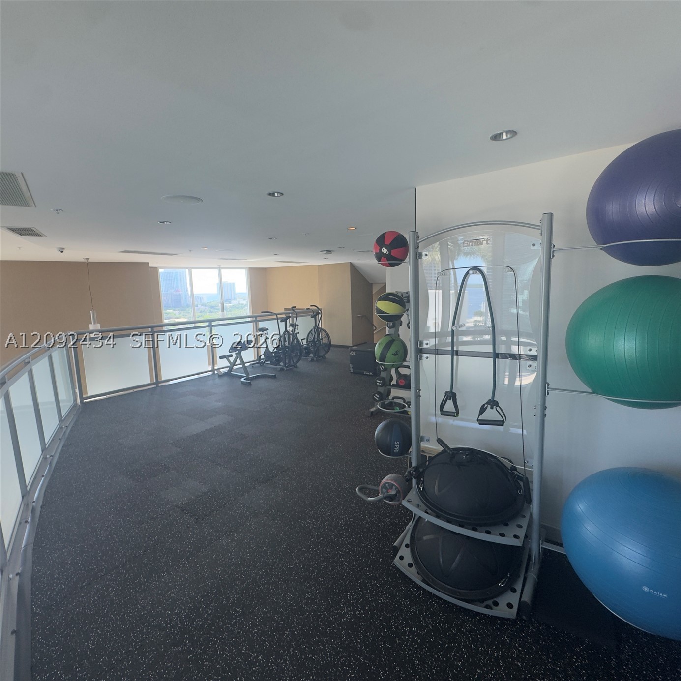 60 SW 13th St #2618, Miami FL 33130