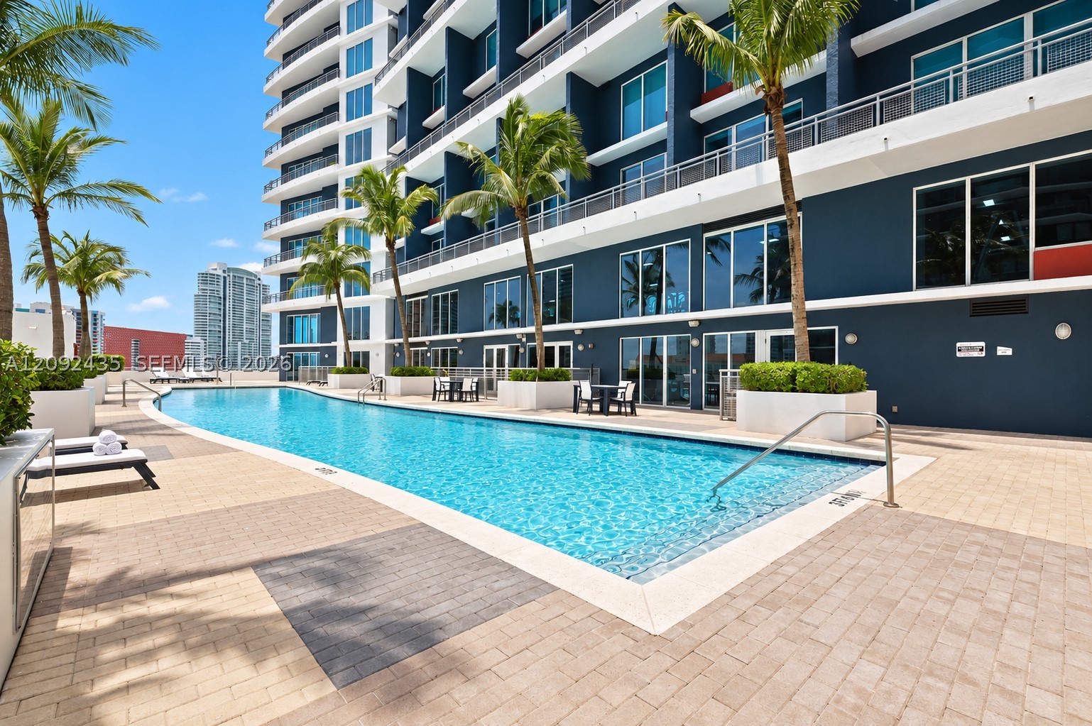 60 SW 13th St #4002, Miami FL 33130