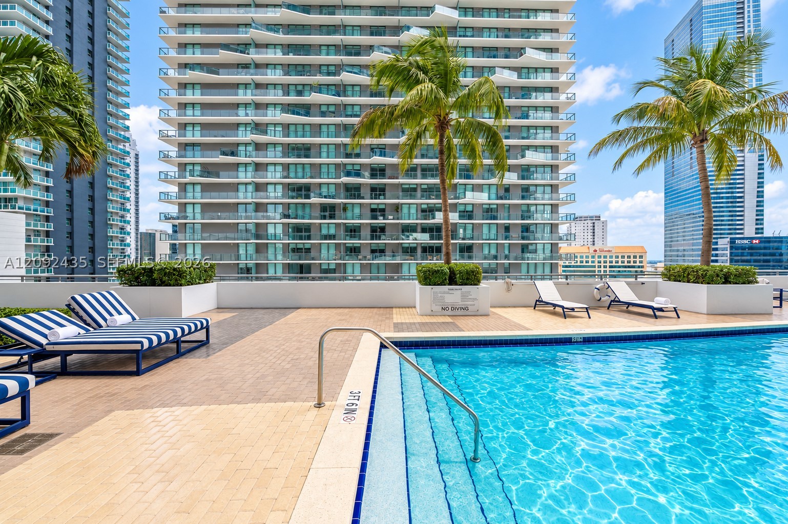 60 SW 13th St #4002, Miami FL 33130