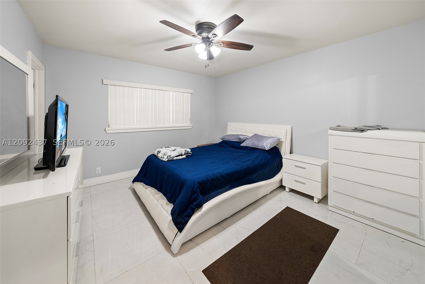 507 Palm Dr, Hallandale Beach FL 33009