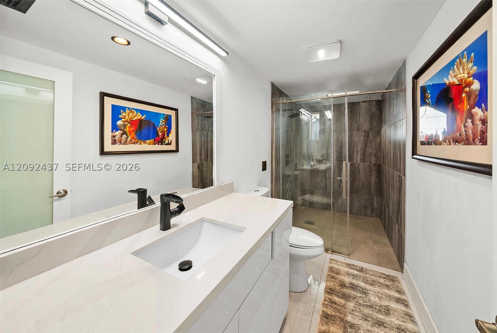 507 Palm Dr, Hallandale Beach FL 33009