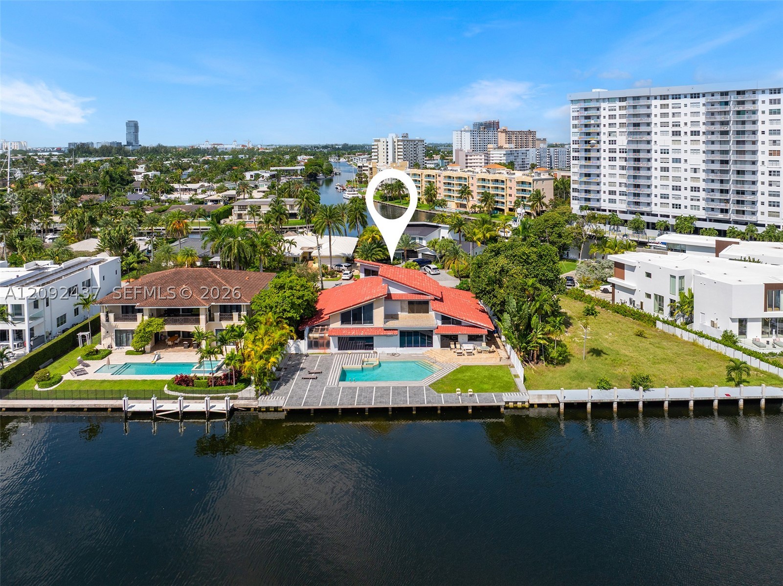 507 Palm Dr, Hallandale Beach FL 33009
