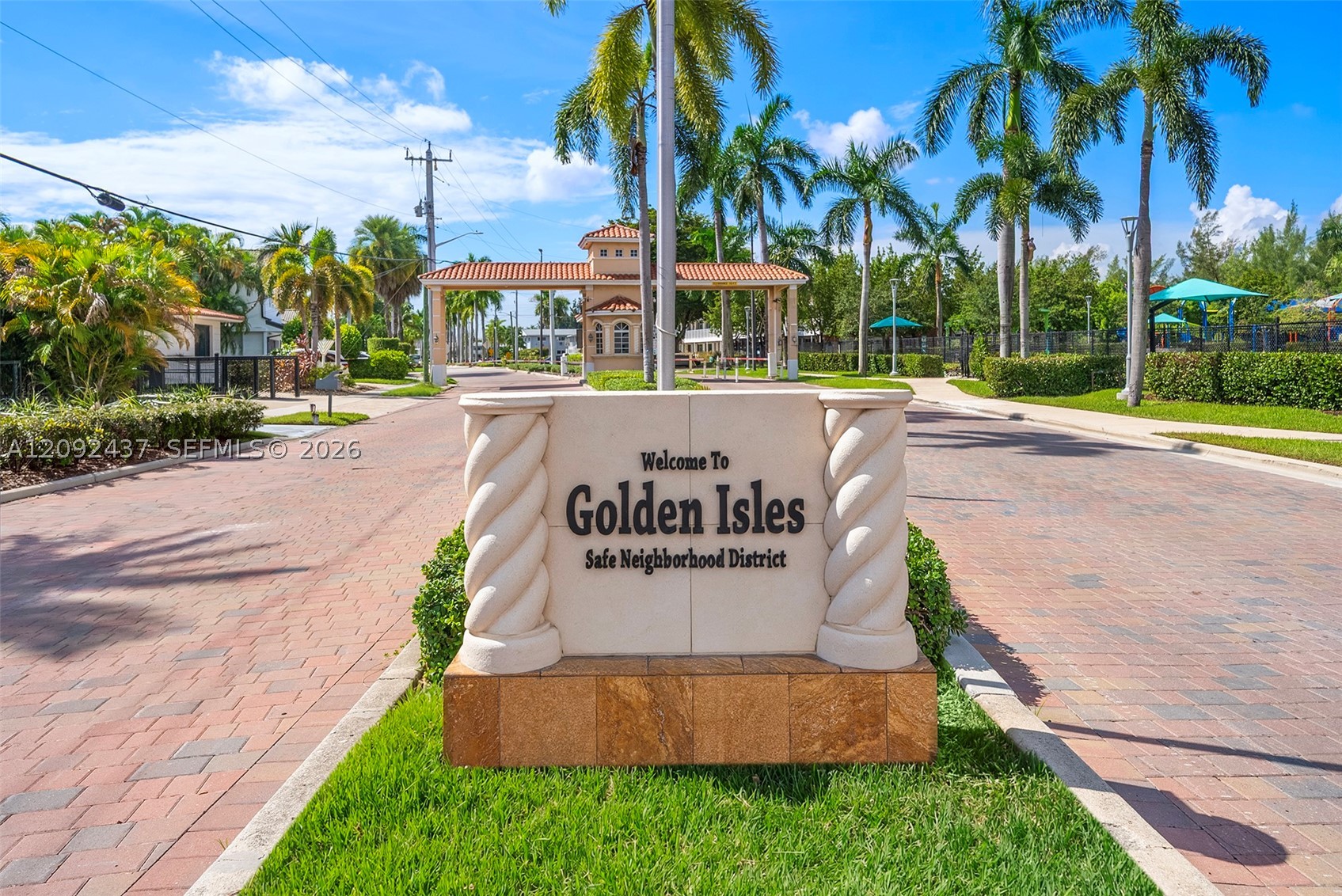 507 Palm Dr, Hallandale Beach FL 33009
