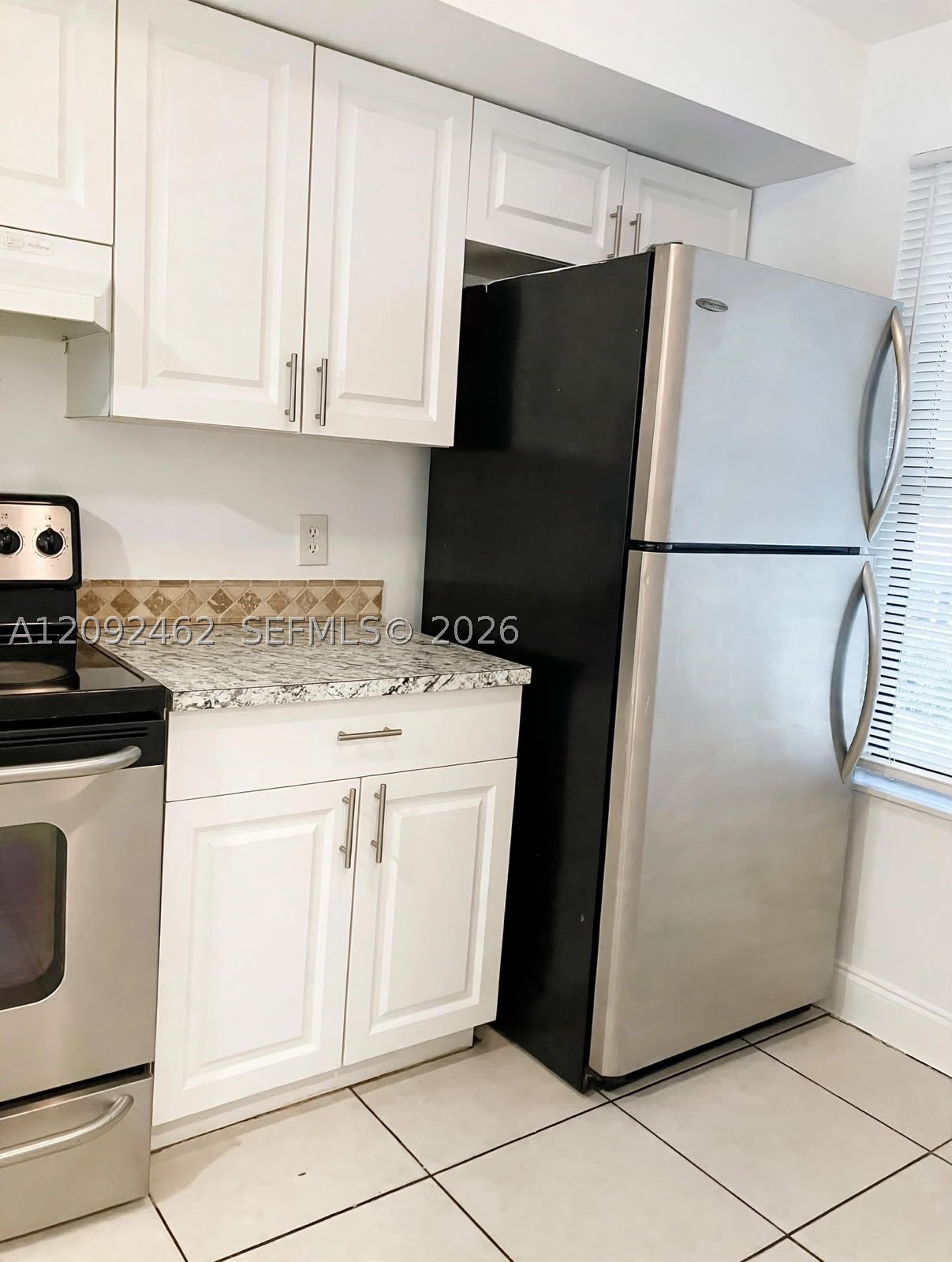 217 Lake Pointe Dr #204, Oakland Park FL 33309