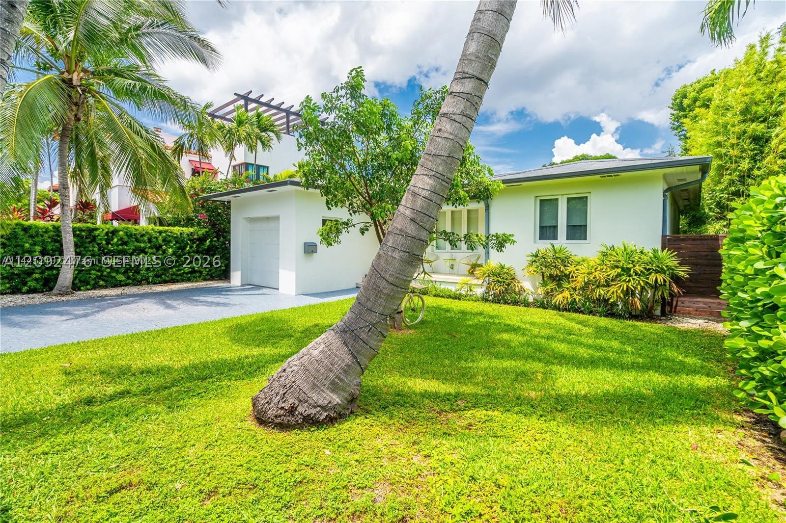 1749 Bay Dr #0, Miami Beach FL 33141