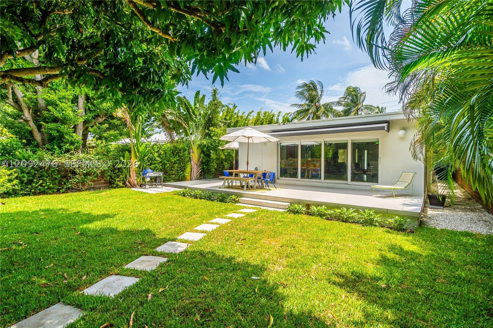 1749 Bay Dr #0, Miami Beach FL 33141