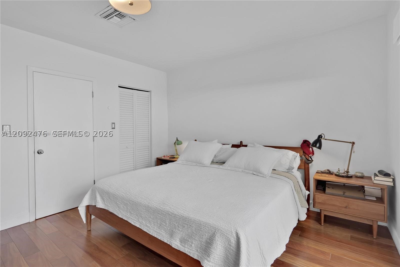 1749 Bay Dr #0, Miami Beach FL 33141