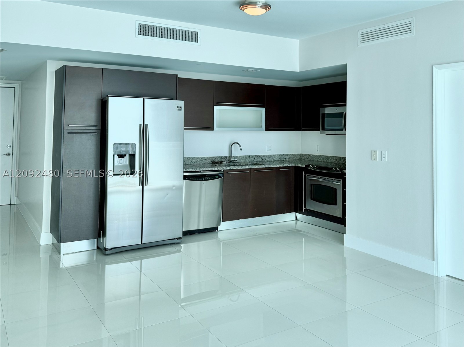 Miami FL 33131 - A12092480