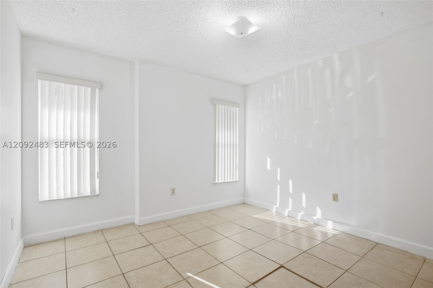 12641 NW 102nd Pl, Hialeah Gardens FL 33018