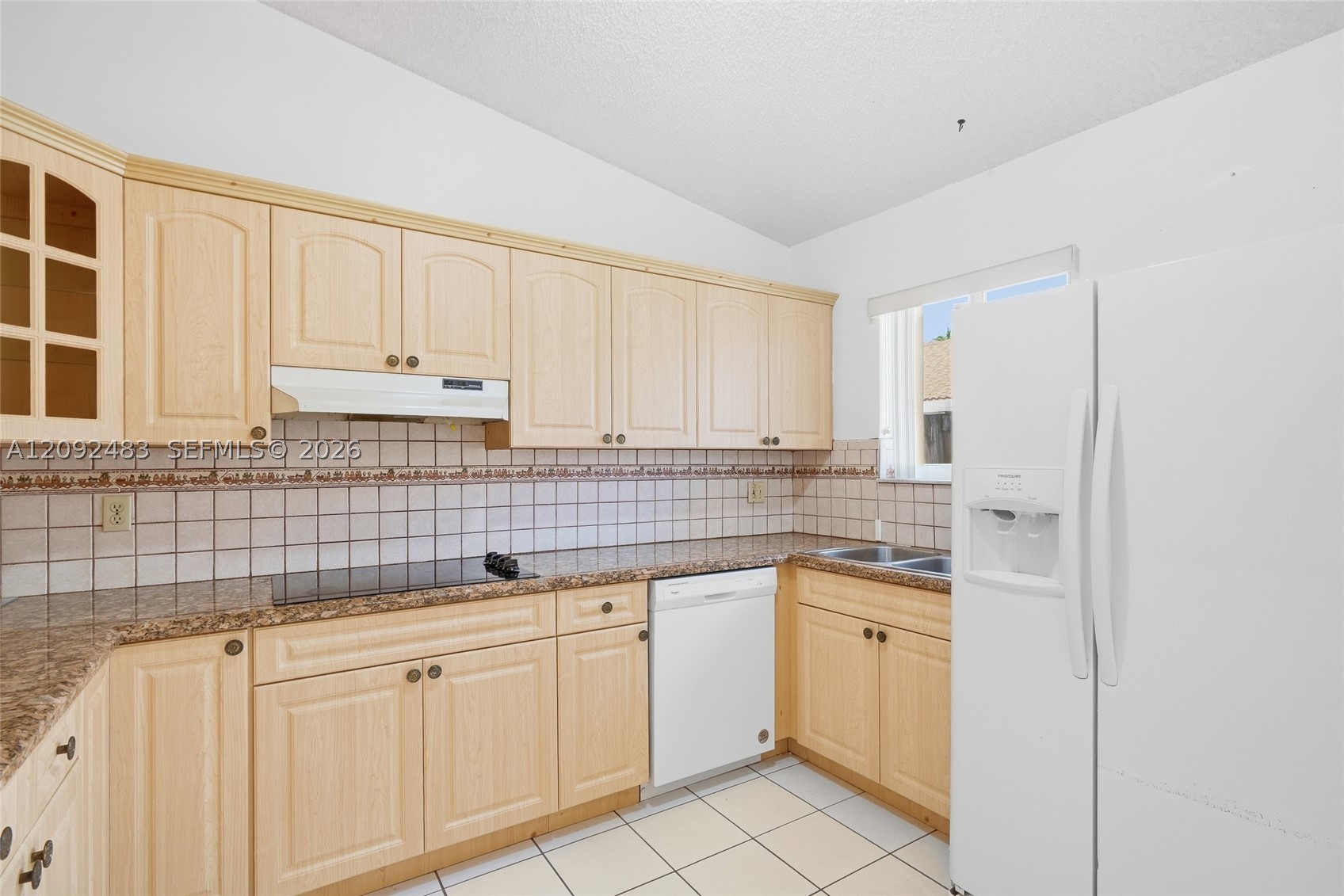 12641 NW 102nd Pl, Hialeah Gardens FL 33018