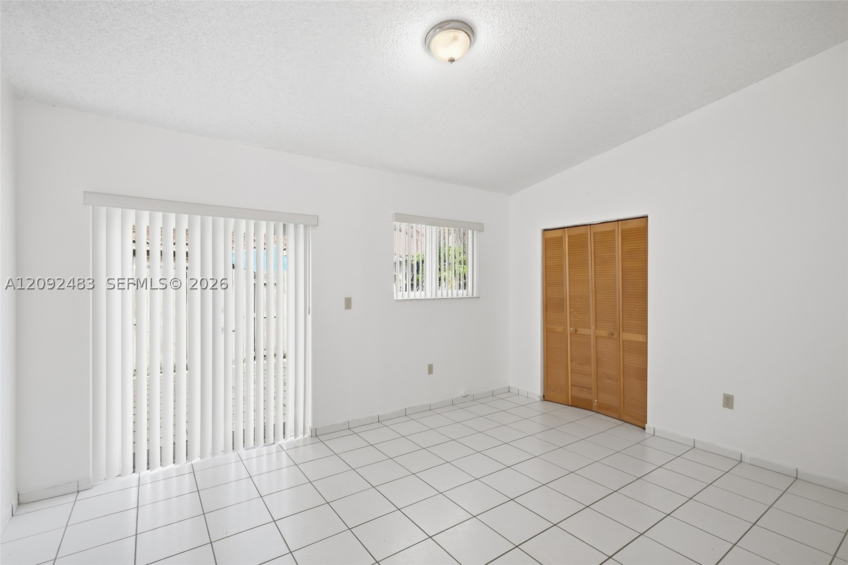 12641 NW 102nd Pl, Hialeah Gardens FL 33018