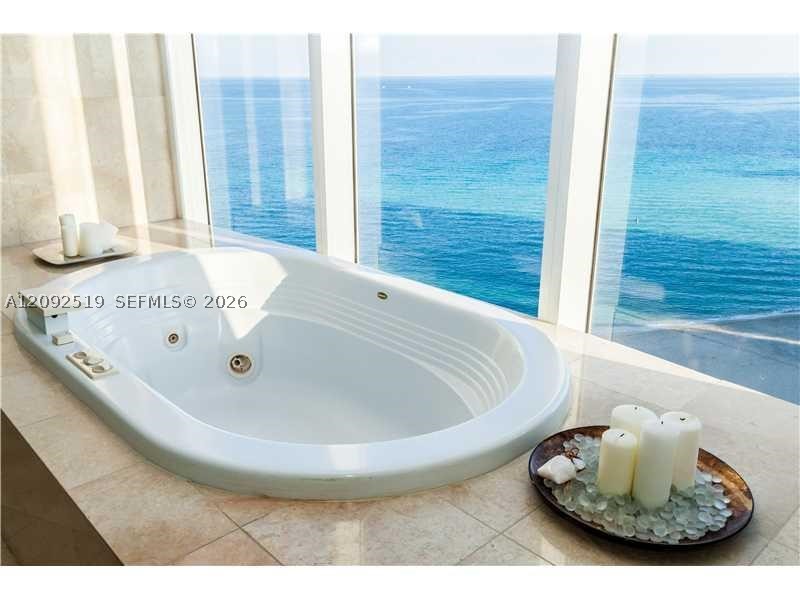 17201 Collins Ave #3101, Sunny Isles Beach FL 33160