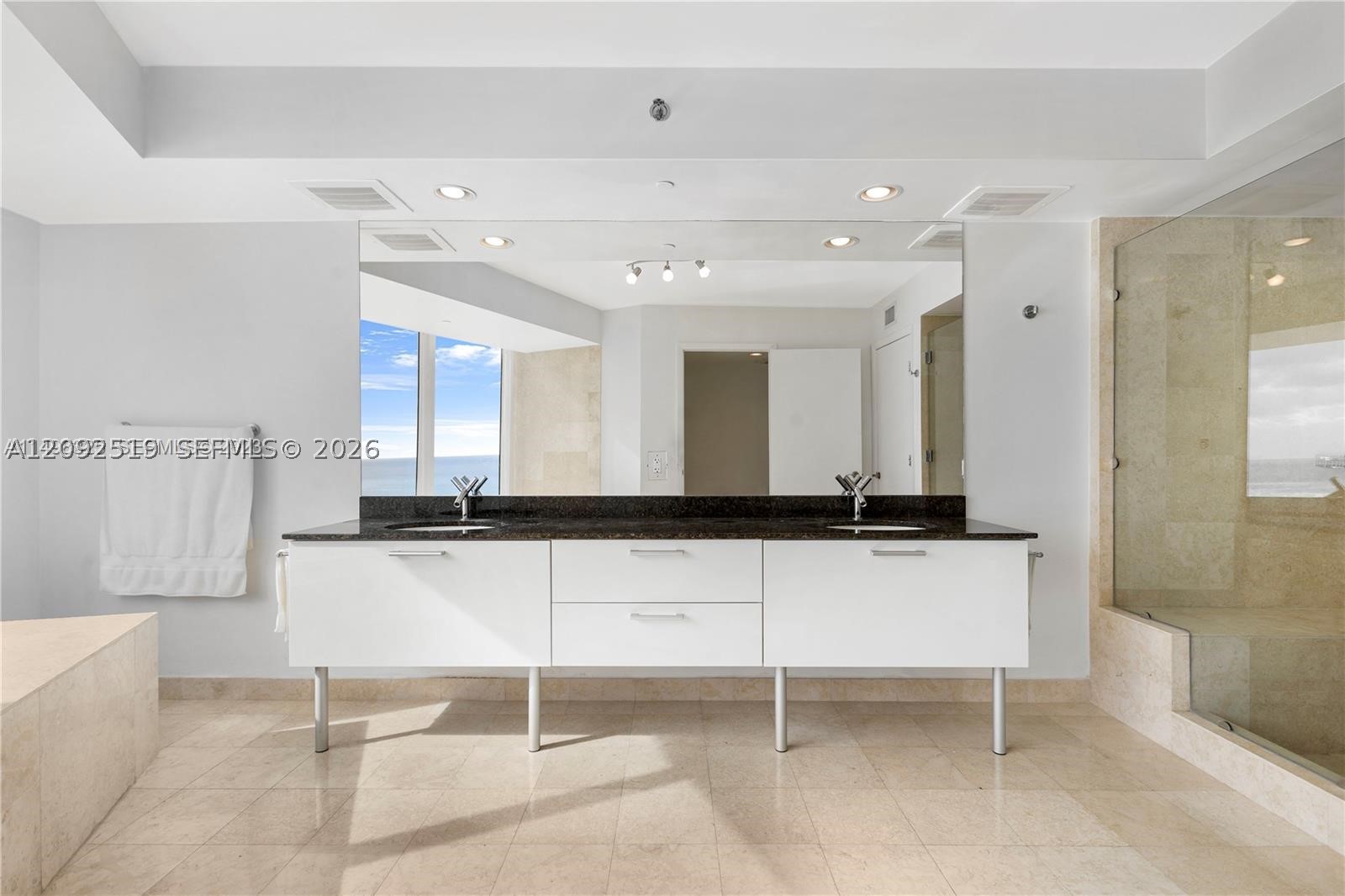 17201 Collins Ave #3101, Sunny Isles Beach FL 33160