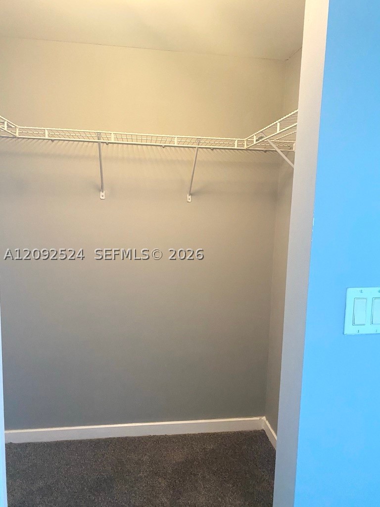 335 BISCAYNE BL #4200, Miami FL 33131
