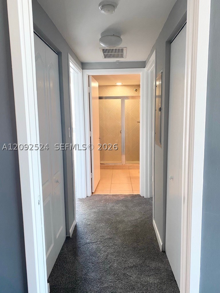 335 BISCAYNE BL #4200, Miami FL 33131