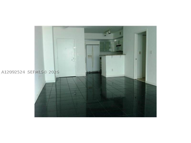 335 BISCAYNE BL #4200, Miami FL 33131