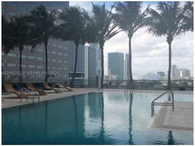 335 BISCAYNE BL #4200, Miami FL 33131