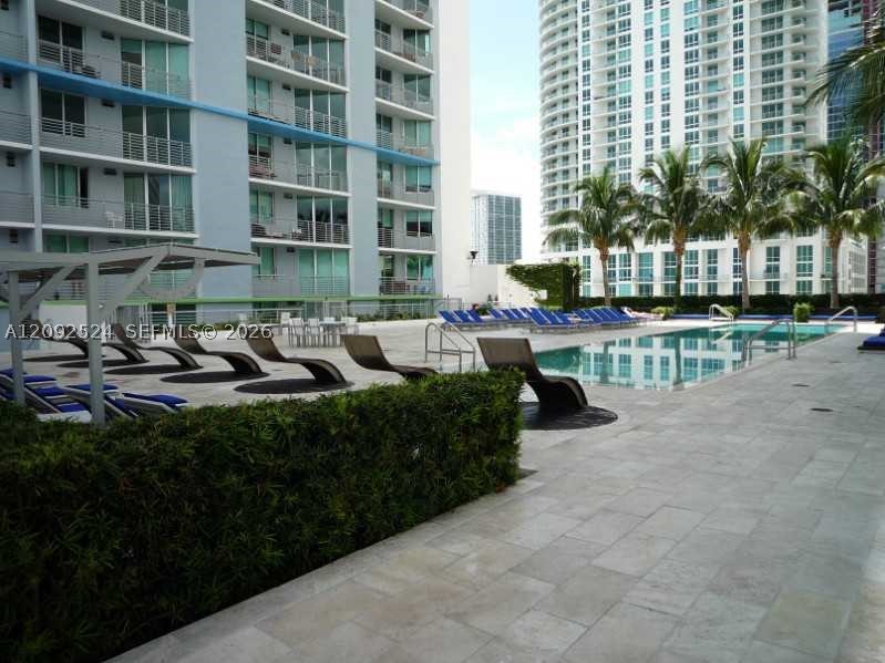 335 BISCAYNE BL #4200, Miami FL 33131