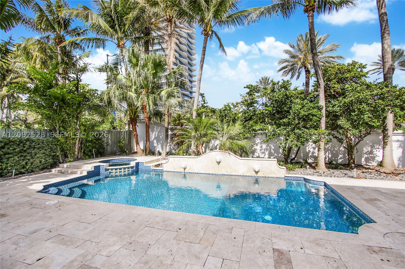 19443 40th Ct, Sunny Isles Beach FL 33160