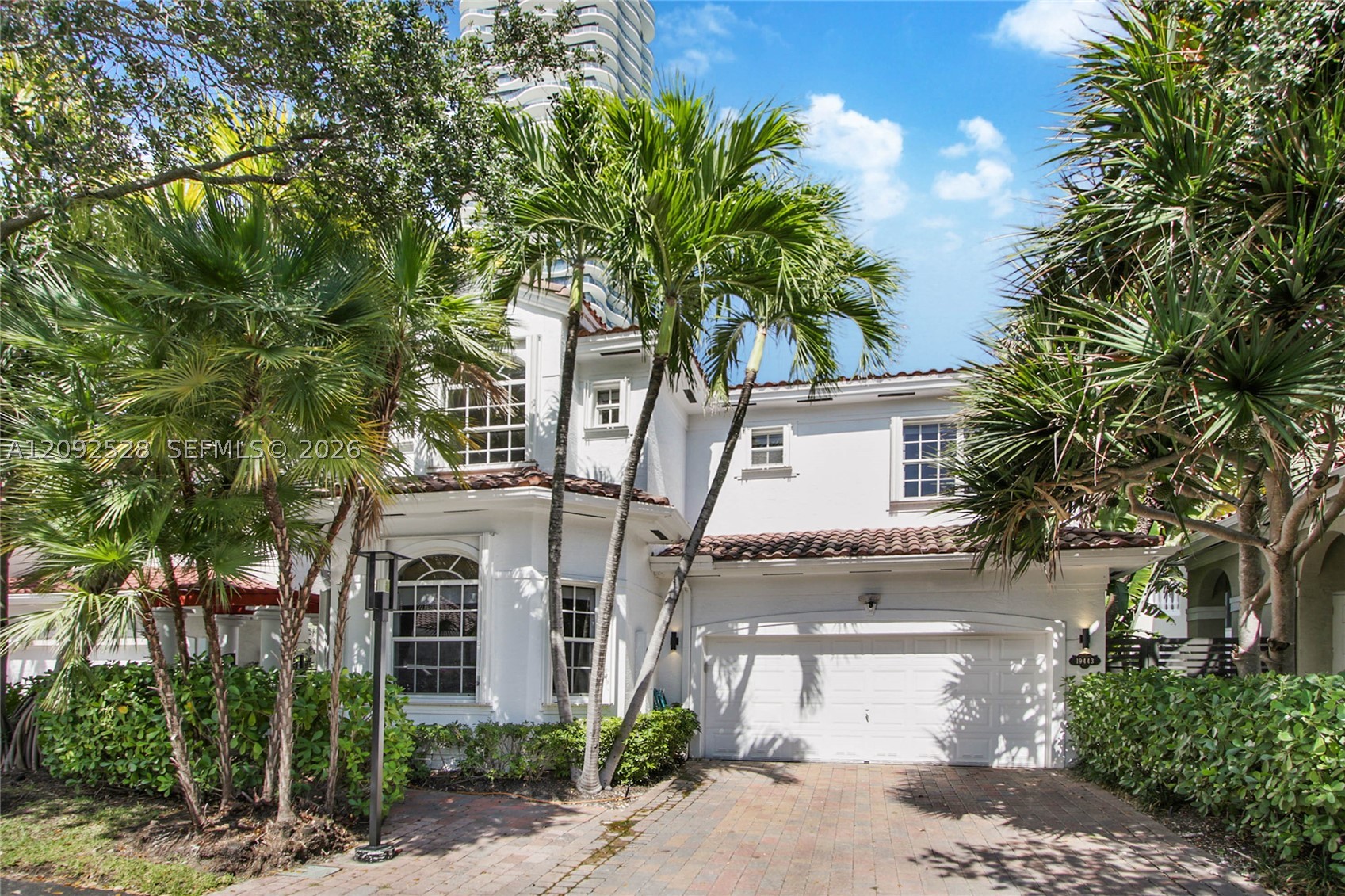 19443 40th Ct, Sunny Isles Beach FL 33160