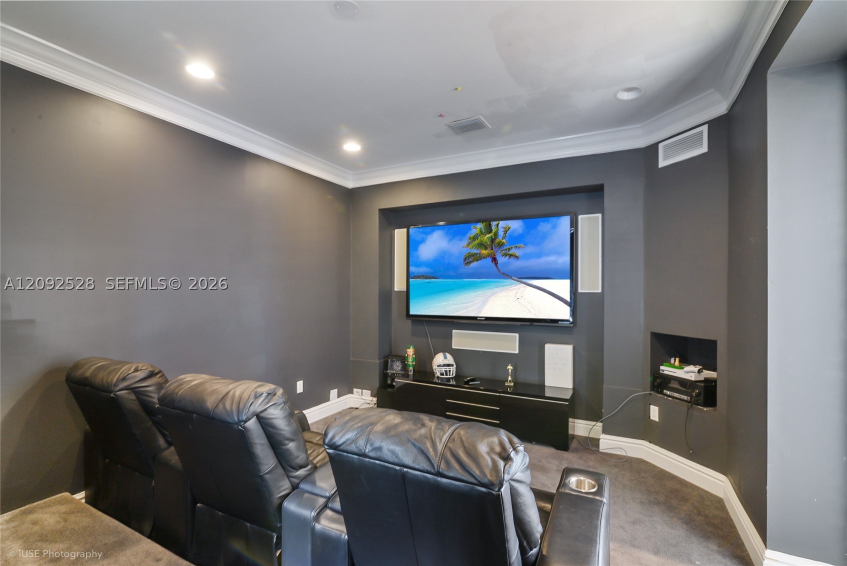 19443 40th Ct, Sunny Isles Beach FL 33160
