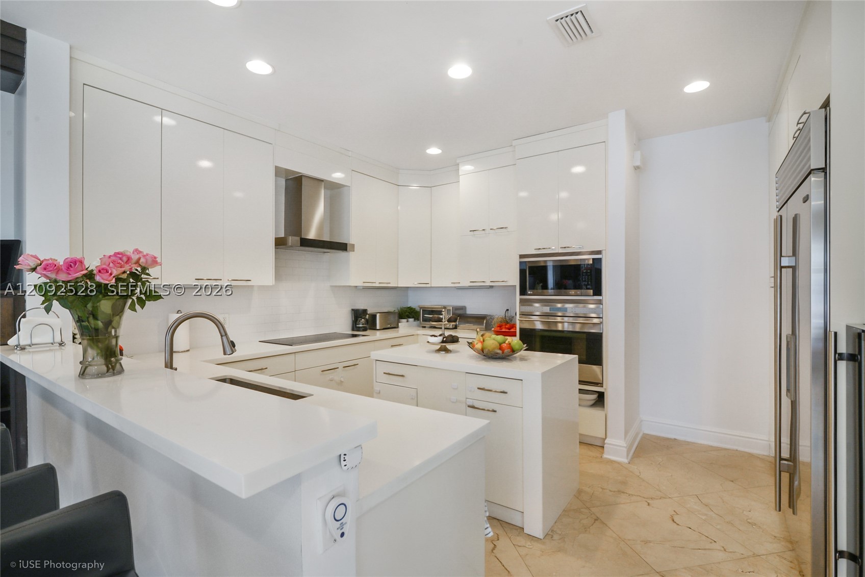 19443 40th Ct, Sunny Isles Beach FL 33160