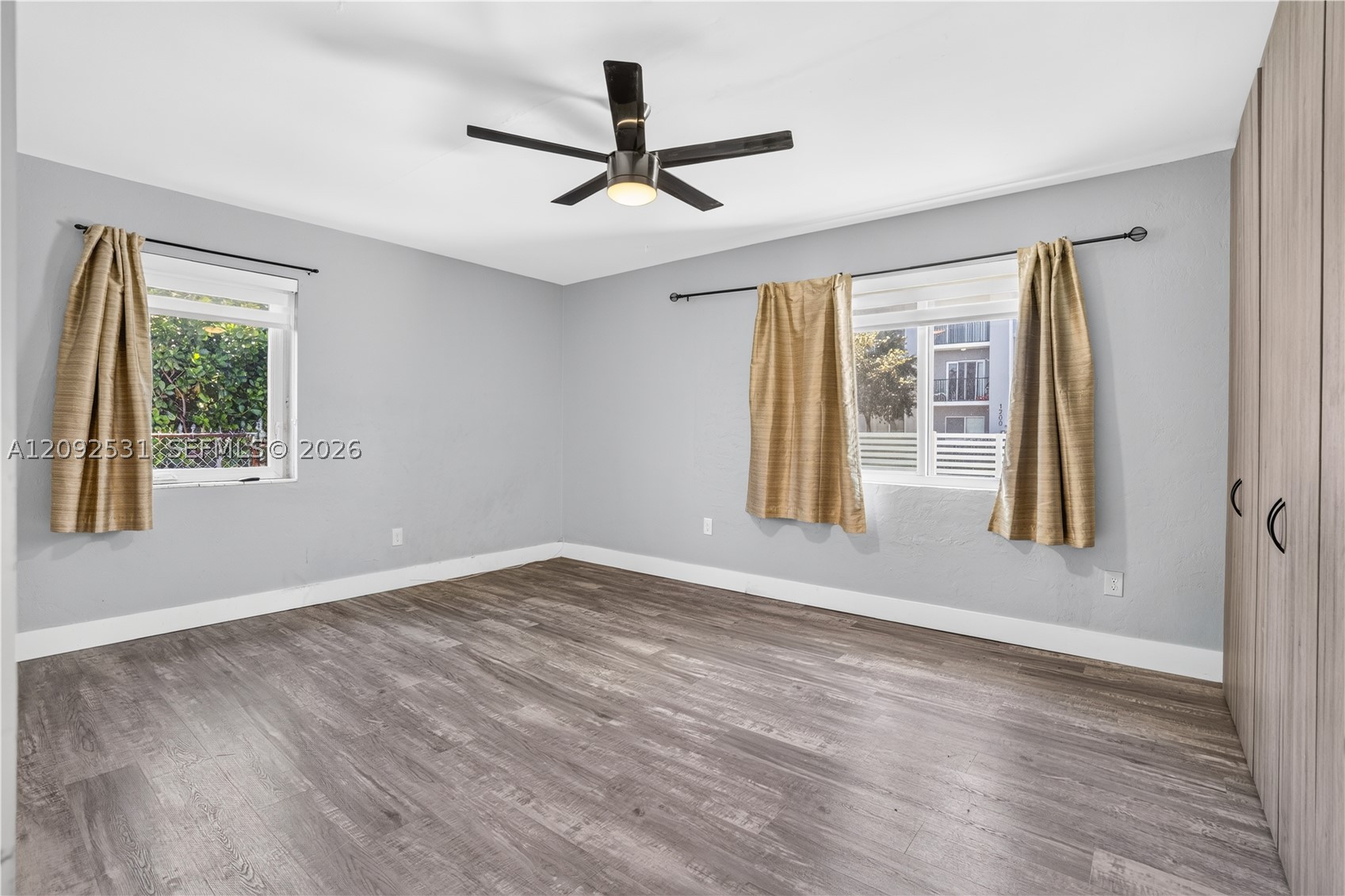 1221 NW 67th St, Miami FL 33147