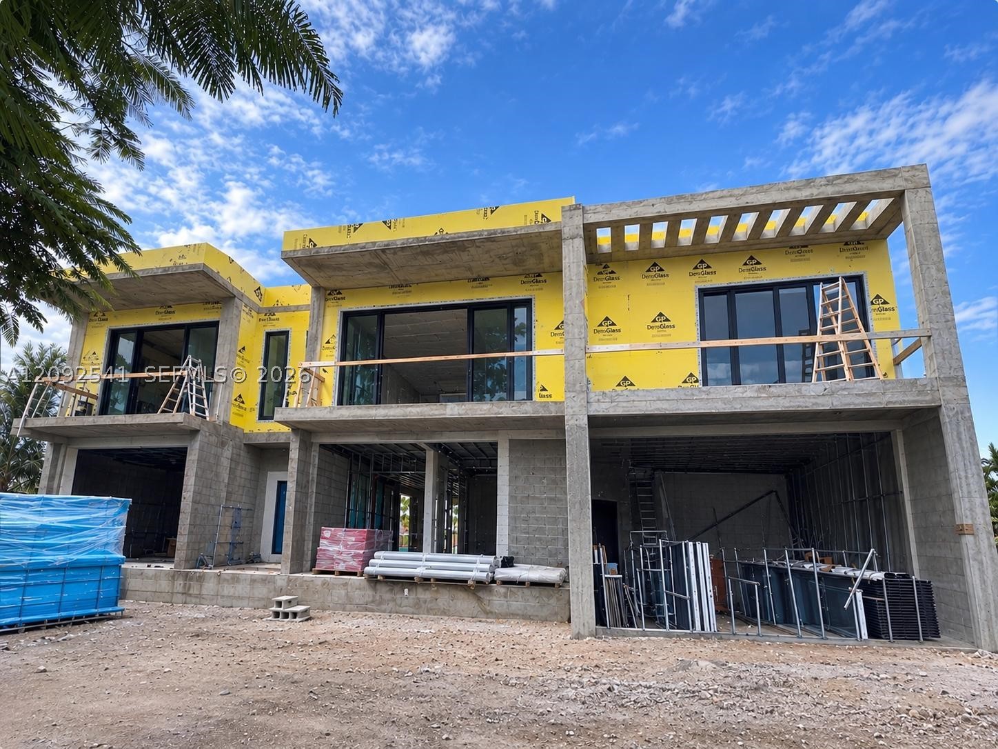 2000 S Hibiscus Dr, North Miami FL 33181