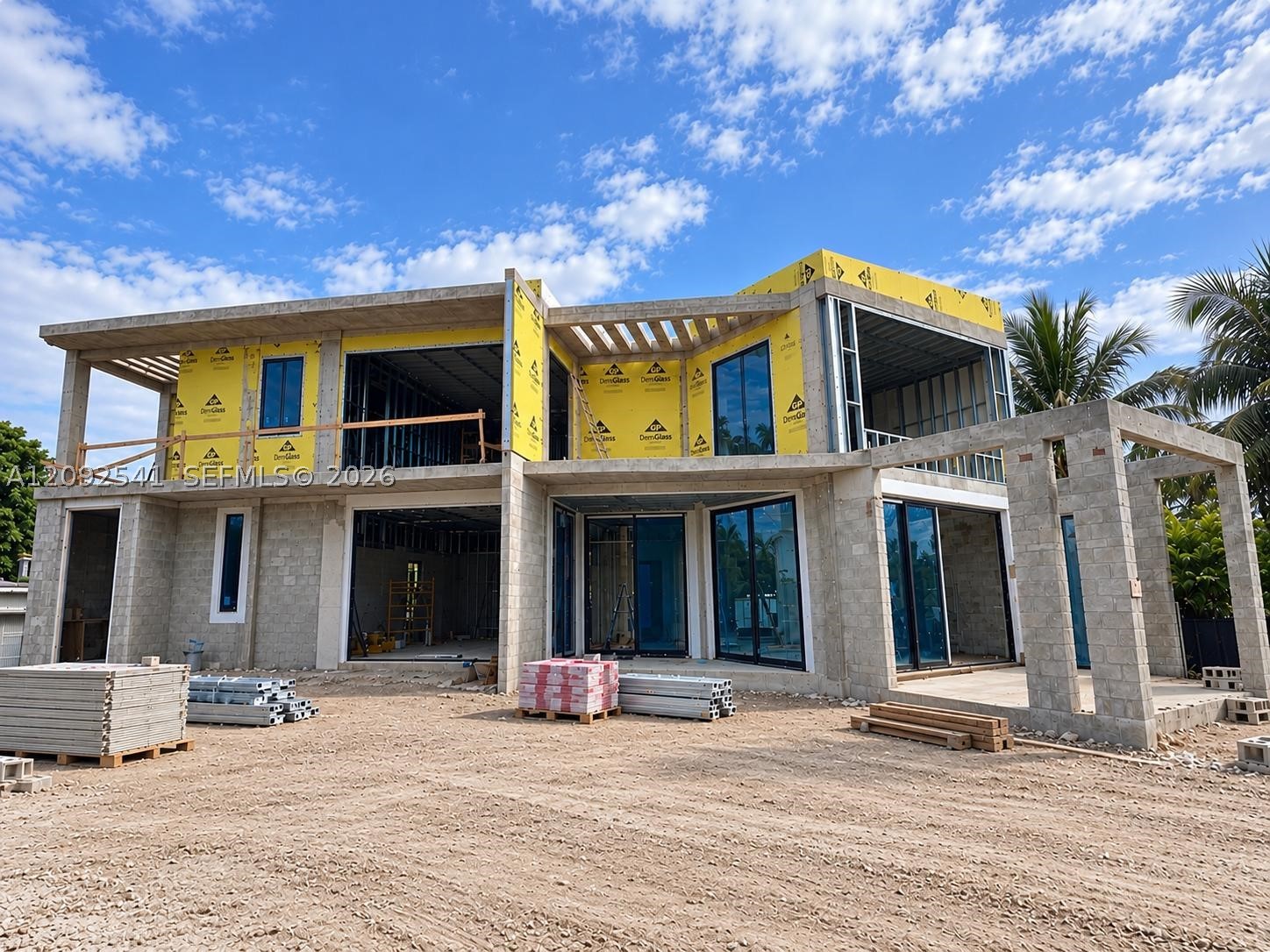 2000 S Hibiscus Dr, North Miami FL 33181