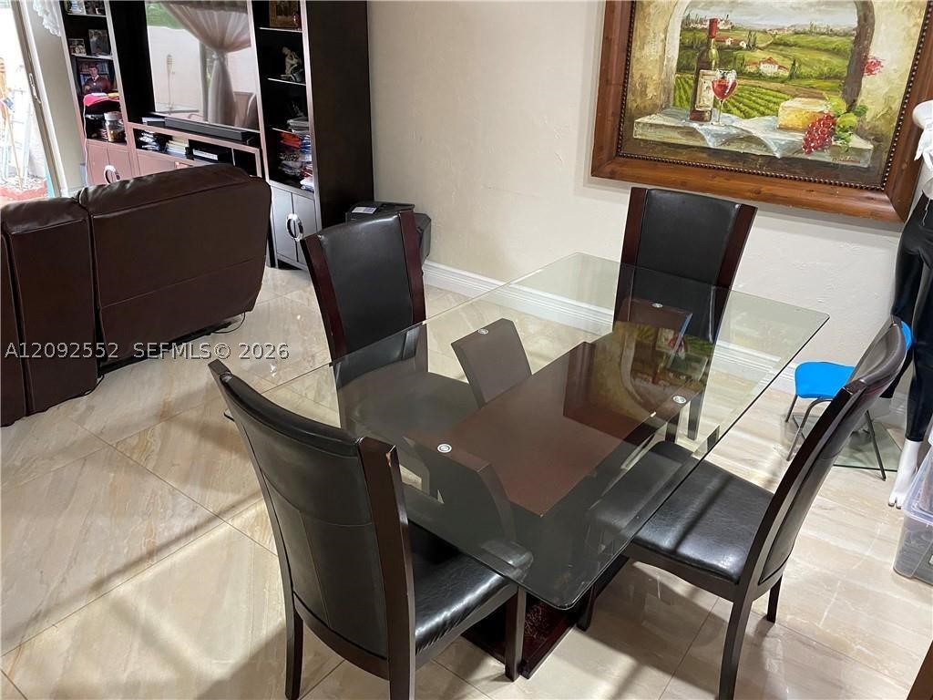 600 NW 210th St #102-28, Miami Gardens FL 33169